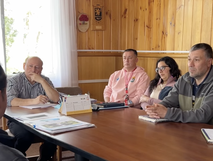 Alcalde Valdivia recibió a Fundación Siete Lagos para coordinar iniciativas ambientales